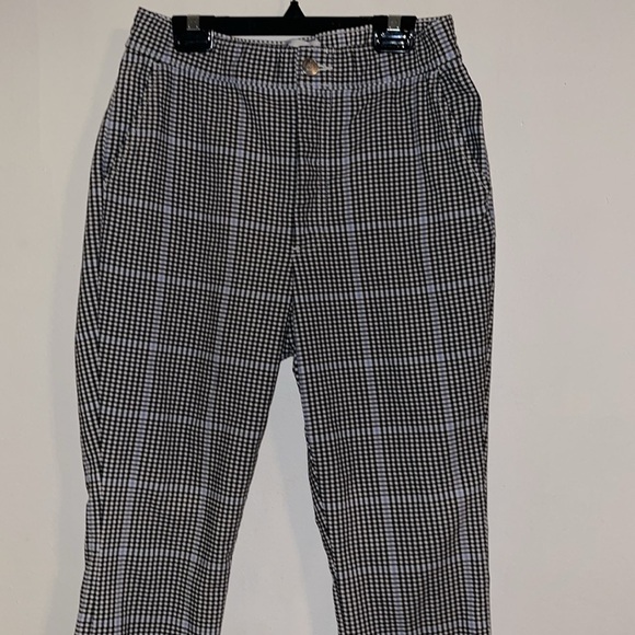 🌹HOLLISTER ULTRA HIGH RISE STRETCH PANTS - Picture 3 of 4